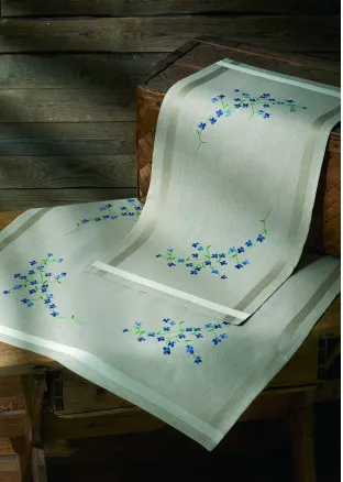 Permin Broderikit Påtecknad duk m/vävd kant 80x80cm